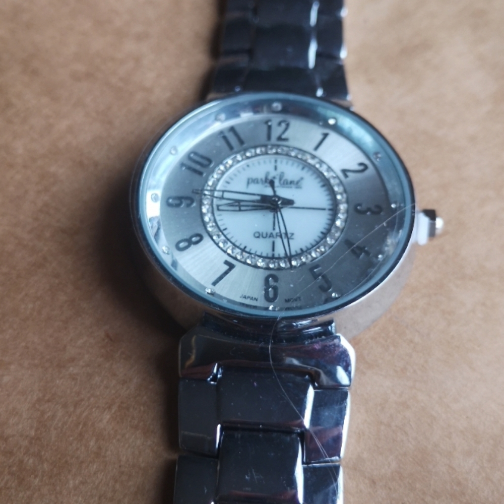 Watch - Picture 2 of 2